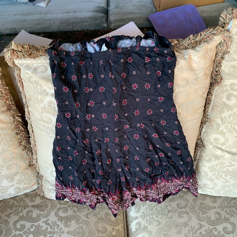 Romper - Picture 2 of 2